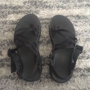Black chacos